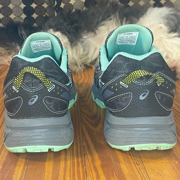 Asics Gel-Venture 6 Black/Lime Running Shoes 9 - Picture 5 of 10